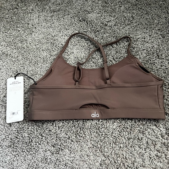 NWT Alo Yoga Airlift Intrigue Bra in Hot Cocoa - Picture 5 of 9